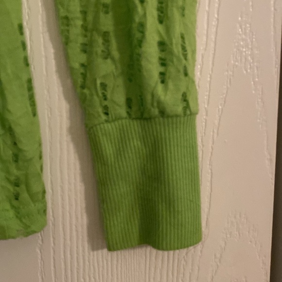 Lime green burnout tee shirt cutouts BKE size Medium - Picture 3 of 5